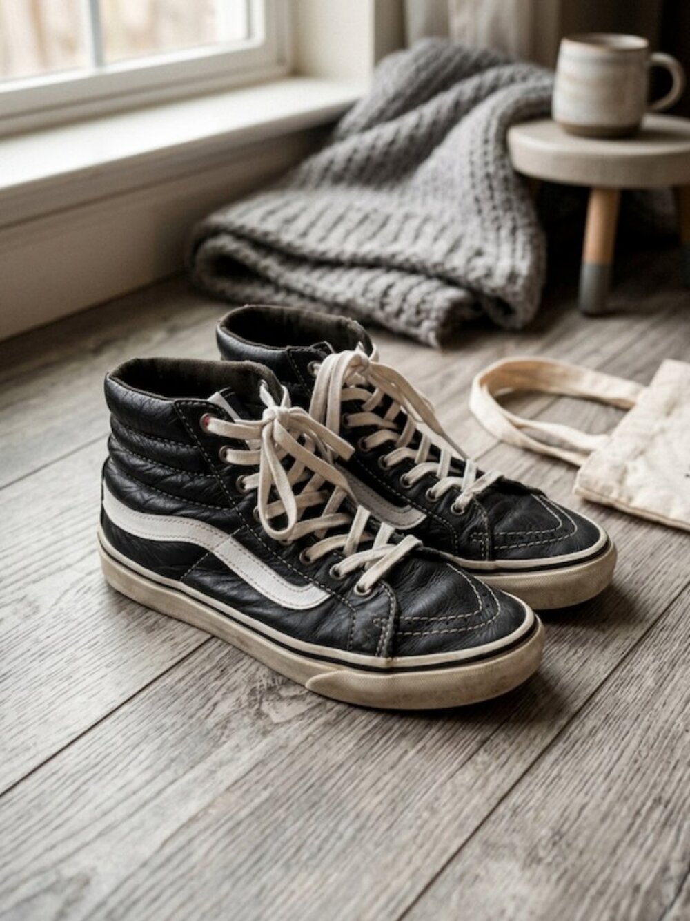 Vans SK8-Hi High Top Sneakers Leather Skate Shoes Black Women’s 6 Men's 4.5